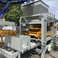 Équipement automatique de formage de blocs de béton QT4-15 pour matériaux de construction