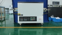 Four tubulaire de laboratoire 70 mm 1300°C multi-zones sous vide pour la déposition de carbone et l'oxydation des métaux à gradient thermique