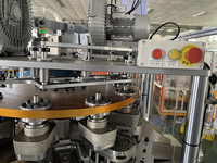 Équipement de fabrication de gobelets en papier carrés 65-75 pièces/min PF-FW70S Machine de production de gobelets à fond carré et elliptique pour boissons