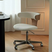 Chaise de bureau d'occasion, usage domestique, ergonomique, confortable pour une longue assise, dossier avec soutien lombaire, réglable en hauteur