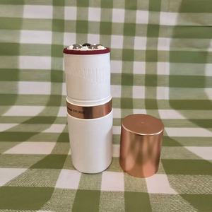 80ml & 120ml Bouteille de massage en acier inoxydable Tube à bille à six billes pour <span class=keywords><strong>lotion</strong></span> pour le corps Huile de soin de la peau Emballage cosmétique en plastique - Product Image 6