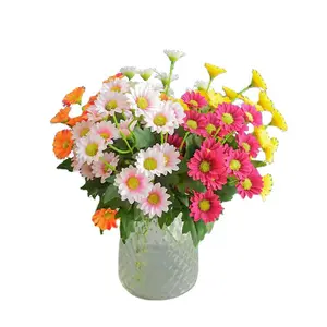 Nouveau Type 7 fourchettes Mini fleurs de marguerite artificielles pour décoration de mariage maison