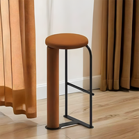 Tabouret de bar en flanelle moderne en gros, tabouret de bar design simple et créatif, tabouret de bar en acier carbone pour comptoir