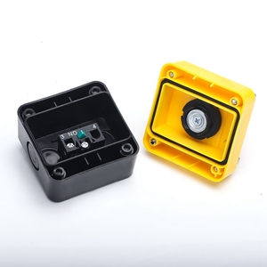 Bouton poussoir d'arrêt d'urgence rotatif momentané étanche pour extérieur, 22 mm, rouge, en forme de champignon, avec boîtier de commande E-Stop - Product Image 3