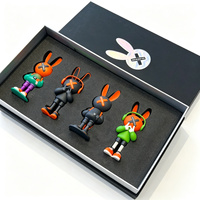 Boîte cadeau rectangulaire rigide de luxe avec doublure en éponge noire, impression quadricolore découpée au laser pour l'emballage de jouets de collection