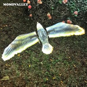Momovalley Ornement d'oiseau de <span class=keywords><strong>Noël</strong></span> Décoration lumineuse Tawny Hawk Eagle avec coque en ABS Évalué IP65 pour l'éclairage décoratif extérieur - Product Image 3