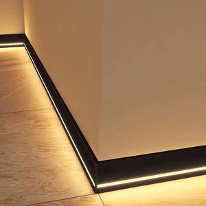 <span class=keywords><strong>Prix</strong></span> de gros Plinthe LED Canal Aluminium Personnalisé Noir PC Couverture Home Design Décoration murale Plinthe Éclairage - Product Image 1