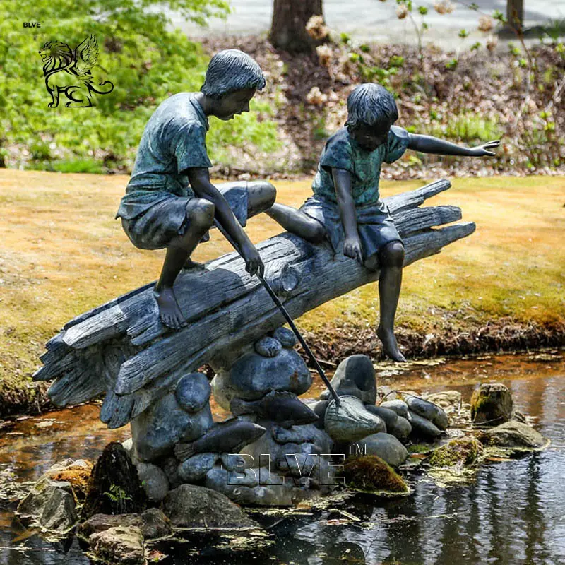 Estátua de cobre artística para crianças, blve tamanho de vida ao ar livre estátua de pesca meninos jogando estátua de <span class=keywords><strong>bronze</strong></span> para venda