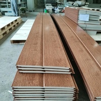Panel Sandwich PU Berukir Logam Motif Kayu Pola Bata, Panel Dinding Dekoratif Isolasi Termal untuk Rumah Prefab