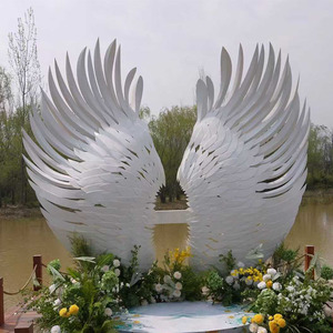 Customed thép không gỉ cánh điêu khắc thời trang tùy chỉnh sợi thủy tinh cánh điêu khắc cho đám cưới trang trí nền - Product Image 1