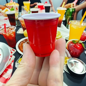 Gobelets jetables en plastique biodégradable à double couleur de 2 oz - Parfaits pour <span class=keywords><strong>les</strong></span> shots, <span class=keywords><strong>les</strong></span> dégustations <span class=keywords><strong>et</strong></span> <span class=keywords><strong>les</strong></span> fêtes, mariages - Product Image 3