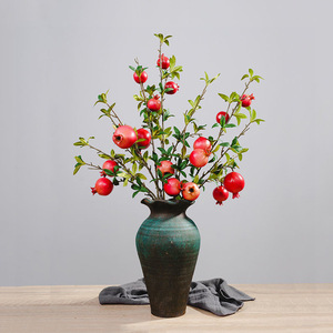 กิ่งทับทิมประดิษฐ์ 90 ซม. ดอกไม้ผ้าไหมสำหรับตกแต่งบ้านและอุปกรณ์ประกอบงานแต่งงาน - Product Image 1