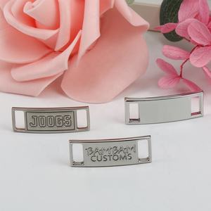 Scarpe da Sneaker ciondoli in pizzo per Sneakers con un paio di scarpe lacci accessori adattatori per feste di compleanno - Product Image 4