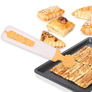 Rouleau à biscuits pour raviolis, coupe-biscuits rond, lame de coupe pour pâte, roue circulaire pour pizza, pâtisserie, croûte de <span class=keywords><strong>tarte</strong></span>, outils de cuisson - Product Image 4
