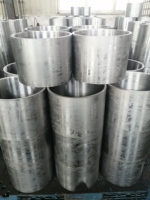 Raccord API 5CT mâle-femelle pour tuyauterie de pétrole et gaz (LTC, SML) – Tailles 4 1/2, 9 5/8, 13 3/8, 18 5/8, 20 pouces – Surface peinte