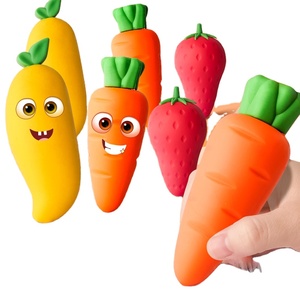 Gomme à effacer créative pour étudiants, papeterie pour la maternelle, gomme à effacer mignonne en forme de mangue, de fraise et de carotte - Product Image 1
