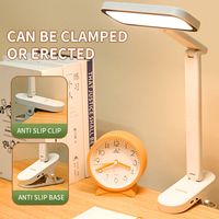 Protection des yeux Trois couleurs Température LED Lampe de bureau Clip carré Batterie flexible Corps de lampe ABS moderne Simple pour l'étude Lecture