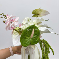 Bouquet réaliste en soie de mariée coréenne moderne Bouquet artificiel de rose Anthurium Phalaenopsis avec vigne suspendue