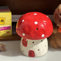 Fait à la main mignon en céramique décoration champignon veilleuse créative ornement cadeau peint creux décor à la maison en céramique