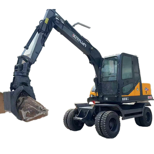 Excavatrice sur pneus XINYUAN 75 d'occasion, pelle compacte de 8 tonnes avec pompe et engrenages Kawasaki, moteur d'origine - Product Image 1