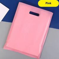 Sacs fourre-tout personnalisés en plastique PE durable avec impression en héliogravure et poignée longue pour l'emballage de vêtements et de chaussures, et les achats de cadeaux