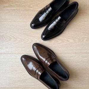 Prix d'usine super attractif : Embrassez la tendance des chaussures et rehaussez votre style avec des options modernes et chics. - Product Image 6