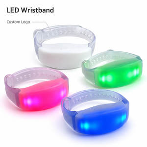 Pulsera LED de silicona ajustable, brazalete luminoso, regalo promocional para actividades de ferias comerciales y exposiciones - Product Image 1