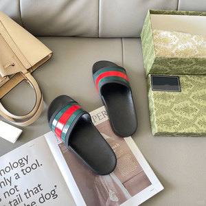 Sandales de luxe pour hommes en cuir artificiel de haute qualité, motif géométrique tendance, pour l'extérieur, avec semelle en caoutchouc amortissante - Product Image 1