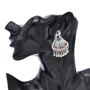 Boucles d'oreilles pendantes en argent vintage fleur sculptée mexicaine boules en émail glands femmes boucles d'oreilles - Product Image 2