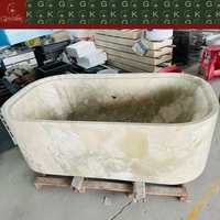 Baignoire autoportante en marbre de silice rose Breccia GOLDKING, style Ceppo Romano, pour salle de bain de villa, bain à remous sur mesure