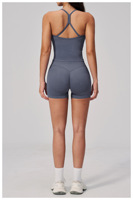 Ensemble de sport athlétique pour femme : Haut de sport à séchage rapide avec coussinet intégré et short slim, idéal pour le fitness quotidien et les activités sportives en extérieur toutes saisons