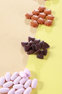 แท็บเล็ตแบบเม็ดฟู่มีวิตามินซีรสหวานส้ม - Product Image 5