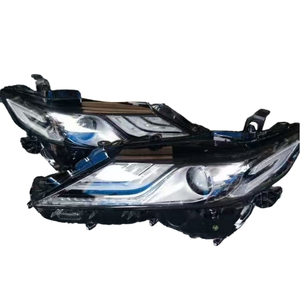 Voiture il y a 18-23 ans Phares: phares avant, clignotants et feux de freinage des deux côtés de la Toyota Camry - Product Image 3
