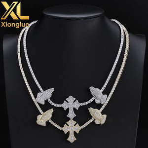Collier unisexe rétro personnalisé en alliage laiton/cuivre, avec pendentif croix main de prière 3,5 mm et micro-incrustation de zircon, chaîne à maillons, style hip-hop - Product Image 2