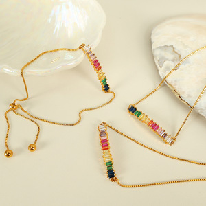 Pulsera de Zirconia Arcoíris Dorada con Cristales Coloridos, Joyería Unisex para Uso Diario, Engaste de Canal, Pulsera de Acero de Titanio - Product Image 3