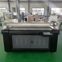 Máquina cortadora de cartón China CNC, cortador Aoke, plóter, máquina de fabricación de muestra con rueda de plegado