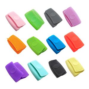 Manchons antidérapants en silicone pour poignées de poêles et casseroles – Vente en gros - Product Image 1