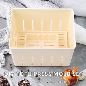 Bac à glaçons en silicone de qualité alimentaire avec mini entonnoir pour remplissage d'eau et séparation de liquides cosmétiques, compatible lave-vaisselle et micro-ondes - Product Image 2