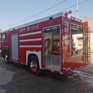 Nieuw Schuim Brandweerwagen Watertank Met <3000l Capaciteit 20M Werkhoogte Voor Brandbestrijding In Fabrieken Mijnen Bossen Havens En Werven - Product Image 4