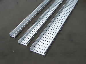 Chemin de câbles galvanisé en acier inoxydable Offre Spéciale Plateau de câble ventilé perforé de différentes tailles avec <span class=keywords><strong>accessoires</strong></span> - Product Image 3