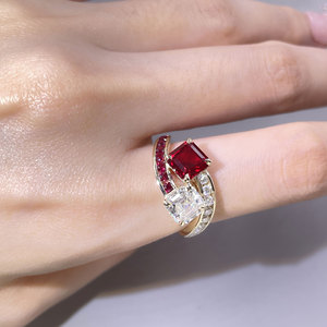 Tianyu đá quý vàng vàng với Pigeon máu <span class=keywords><strong>Ruby</strong></span> và asscher cắt moissanite hai màu Chéo Vòng - Product Image 2
