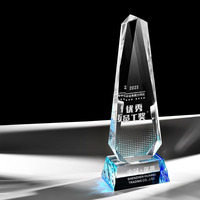 Trophée Plaque en Verre Tour de Cristal Bleu Jaune Transparent Base Montagne Arc-en-ciel MH-J0252