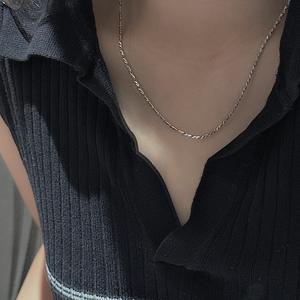 Collar de Trébol de la Suerte con Circonita Esmeralda para Mujer, Estilo Retro INS, Cadena de Clavícula de Plata Pura S925, Diseño de Nicho con Cuentas de Moda - Product Image 2