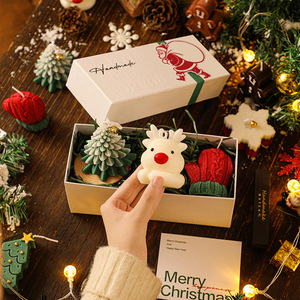 Wholesale Christmas Scented <b>Candle</b> Gift Set with Handmade Tree and Reindeer Design for Holiday Gift - Product Image 5