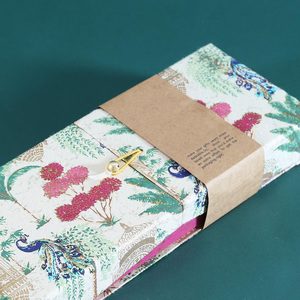 Caja de Regalo de Lujo para Postres, Decorativa, Hecha a Mano, con Diseño Floral Tropical de Pavo Real, para Chocolate, Personalizable - Product Image 6