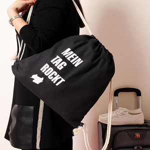 Sac à dos noir en polyester 210D imprimé à la mode avec cordon de serrage, écologique, recyclable, logo personnalisable, pour la gym, le <span class=keywords><strong>sport</strong></span> et le quotidien - Product Image 6