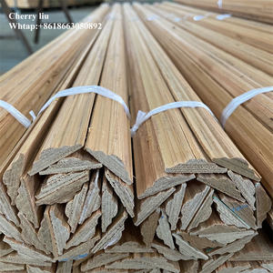 Modanatura in Legno di Teak Ricostruito, Profilo in Legno Ingegnerizzato - Product Image 1