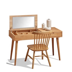 Mesa de tocador de madera maciza con espejo abatible, 6 organizadores para accesorios de diferentes tamaños - Product Image 1