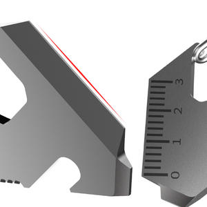 Mousqueton personnalisé en acier à haute teneur en carbone K01 en forme de poisson, outil multifonctionnel d'extérieur avec règle, ouvre-bouteille, scie et tournevis - Product Image 1