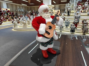 Poupée en tissu polyester de 16 pouces, faite à la main et personnalisée, pour décoration intérieure, idéale comme cadeau de Noël, vente directe usine 2026 - Product Image 4